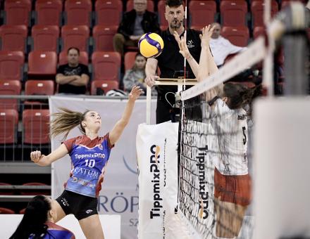 5 szettes meccsel zártuk az idényt