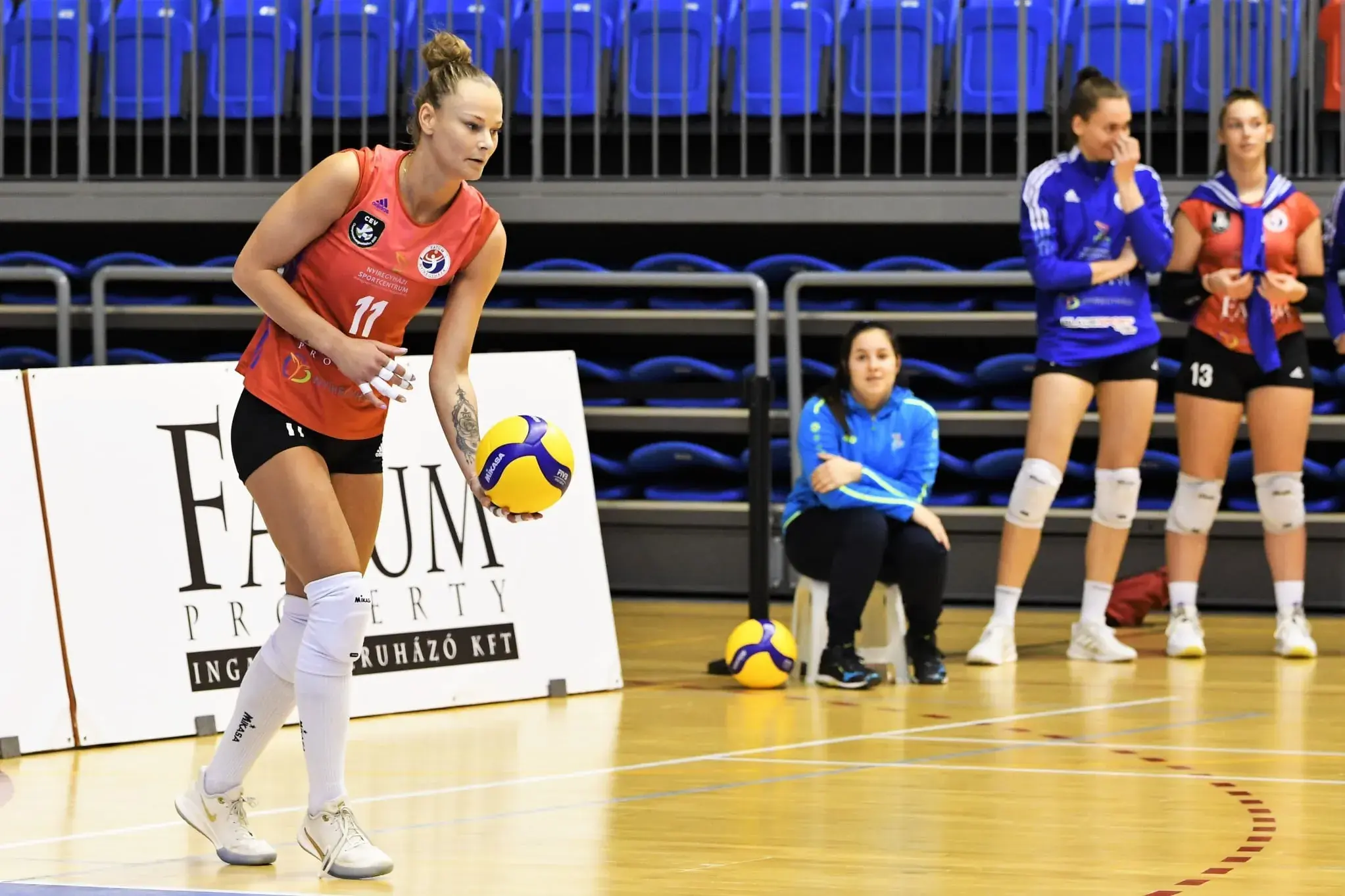 VÁLOGATOTT KERETTAGSÁG