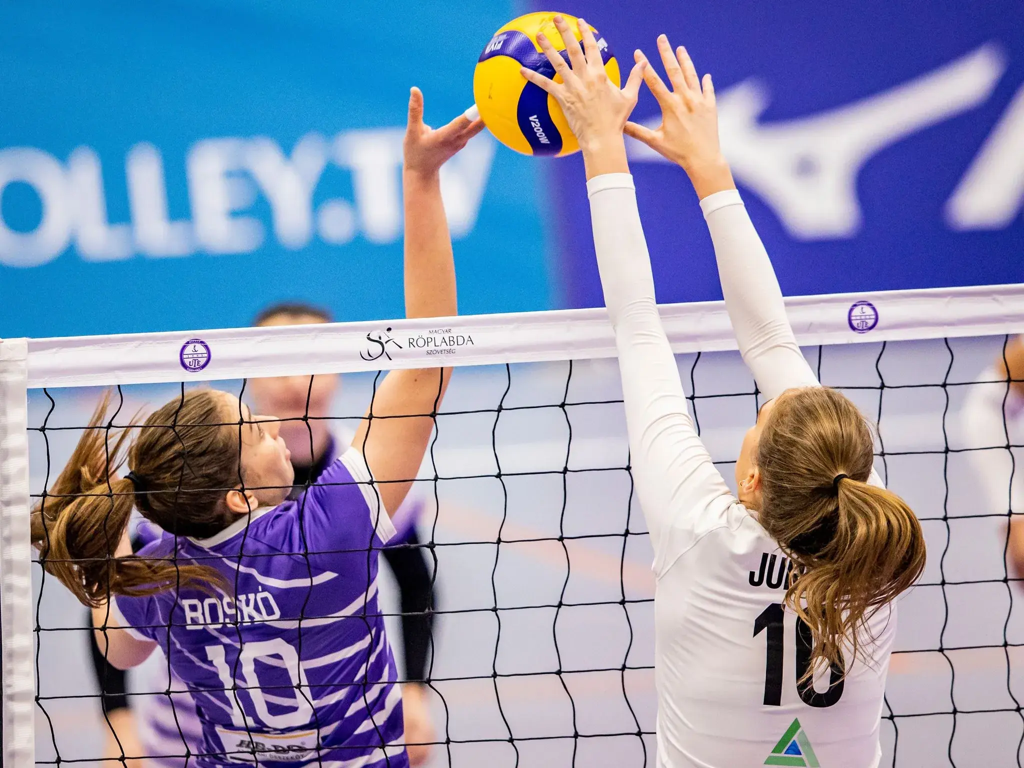 ISMÉT LÉPHETÜNK EGYET ELŐRE