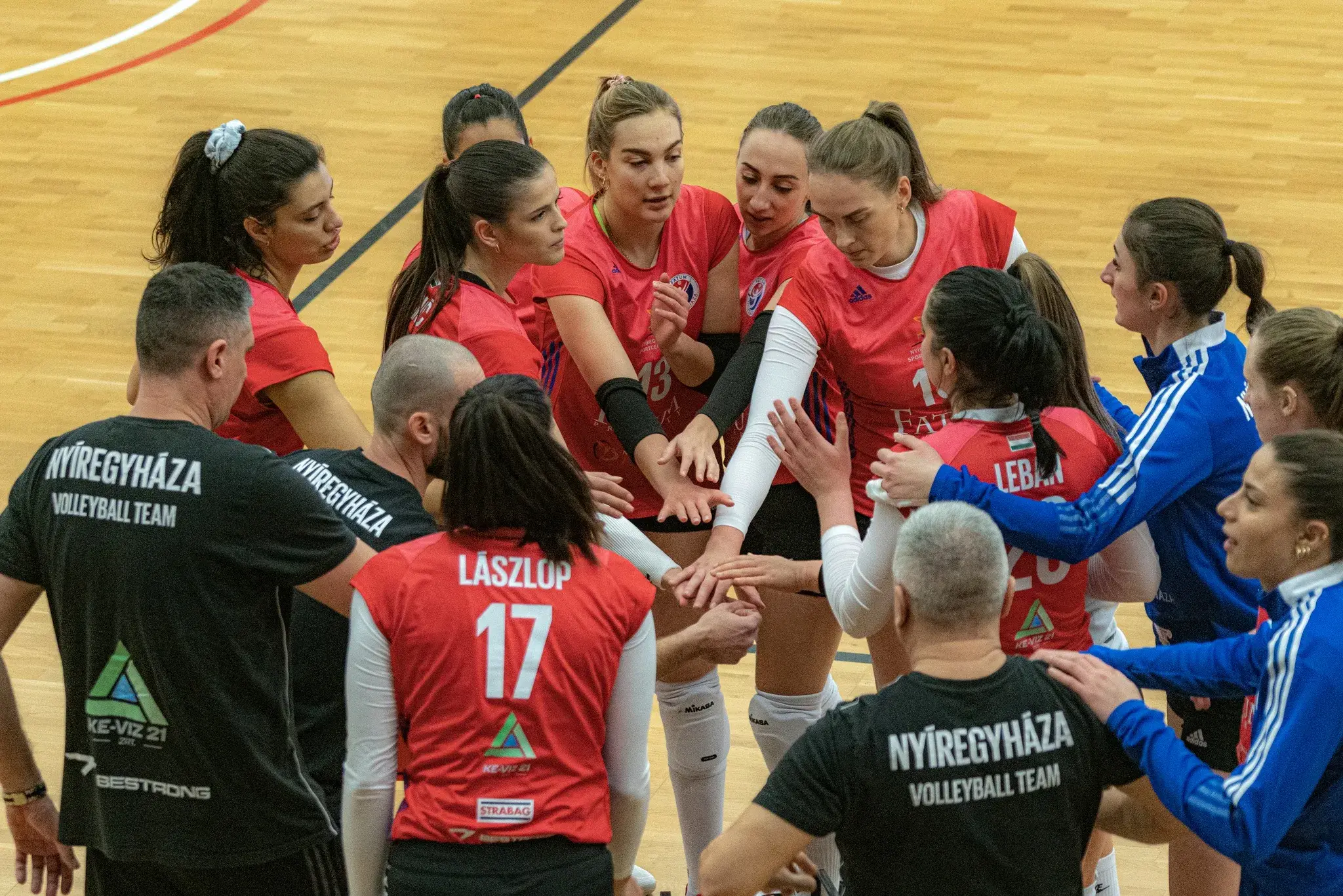 JÓL JÖTT EGY KIS SZÜNET