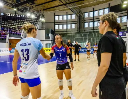 KEZDŐDIK A BAJNOKSÁG!