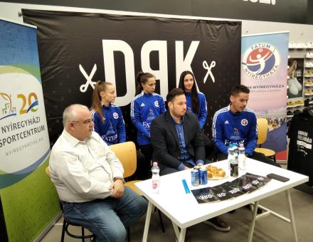 JÓ HELYEKRE VISZ - DORKO CIPŐBEN A BAJNOKCSAPAT