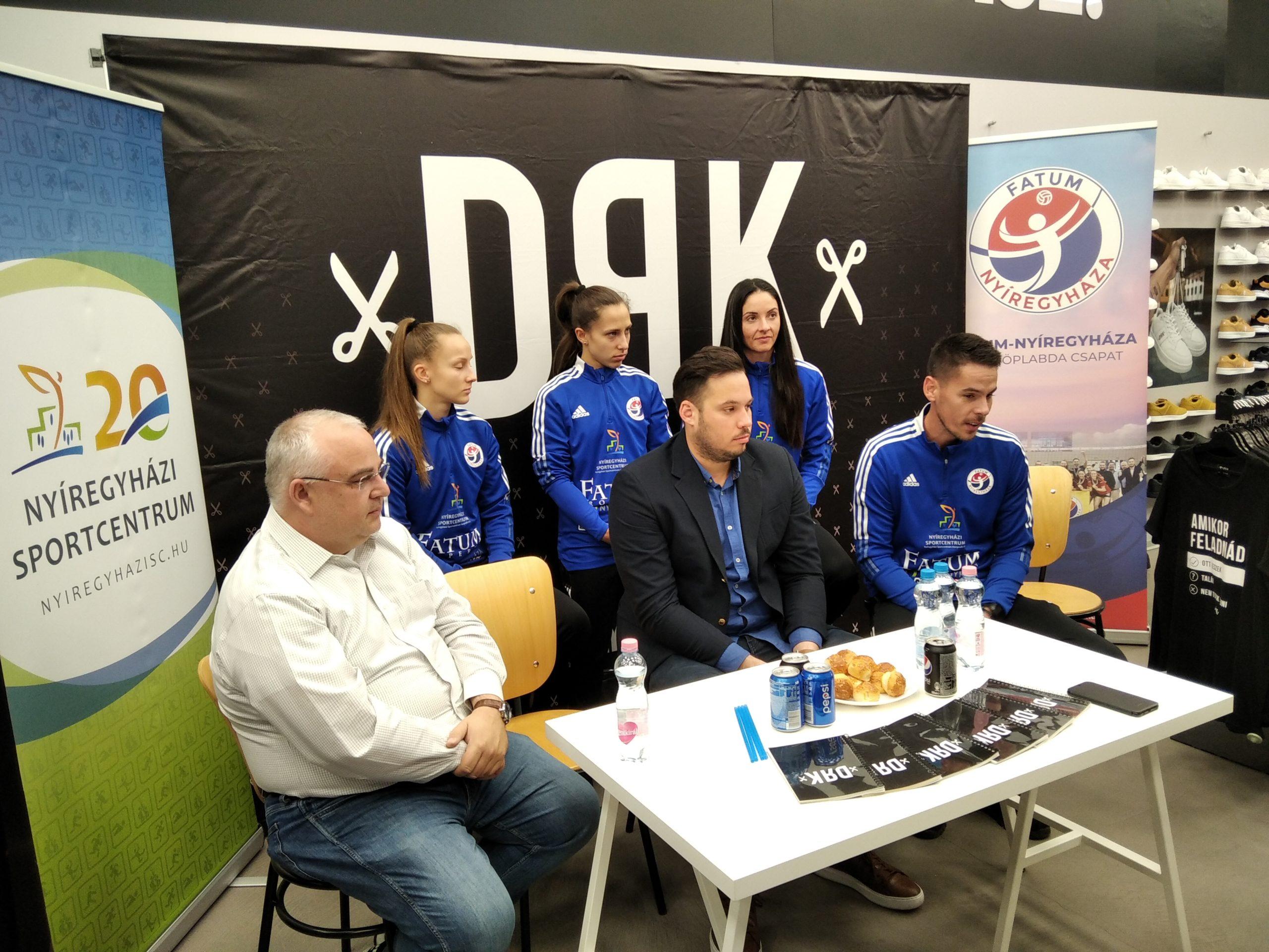 JÓ HELYEKRE VISZ - DORKO CIPŐBEN A BAJNOKCSAPAT