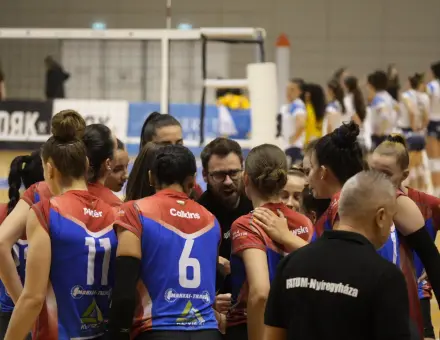 ELKEZDŐDÖTT A BRONZCSATA – ELŐNY A KAPOSVÁRNÁL