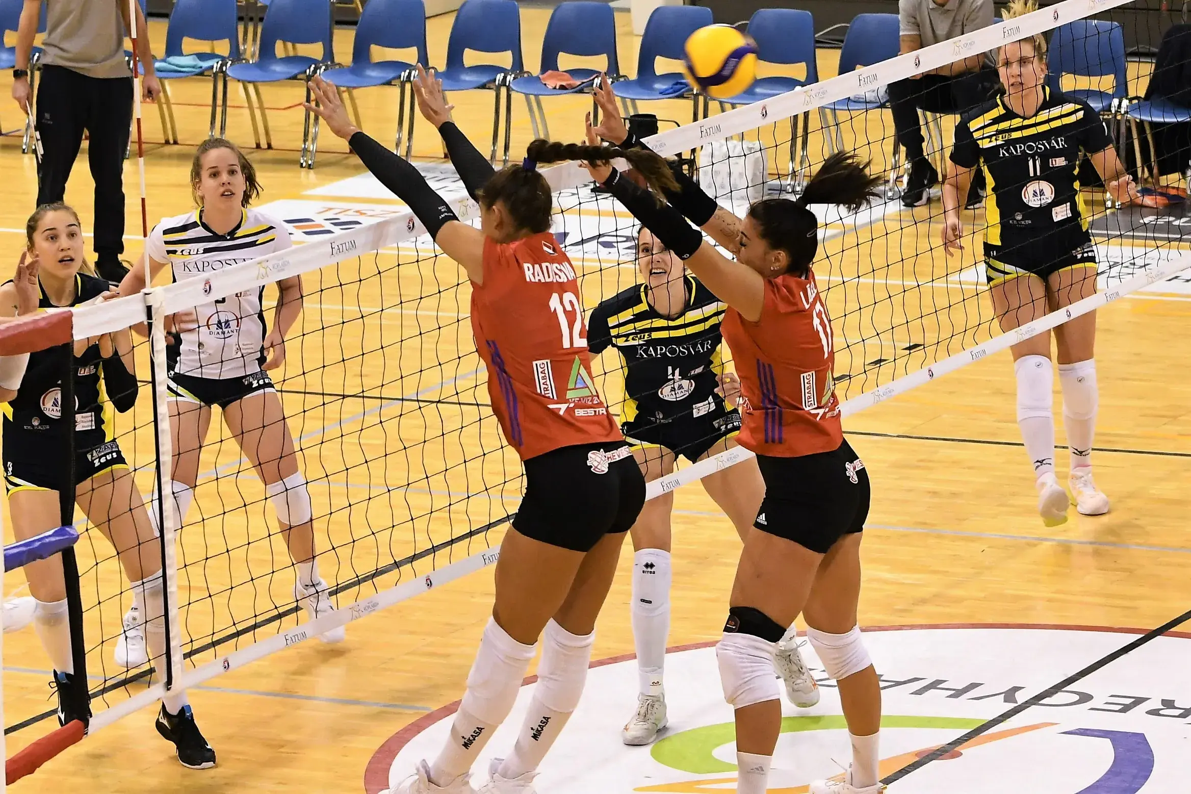 JÓ JÁTÉK ÉS GYŐZELEM A KAPOSVÁR ELLEN