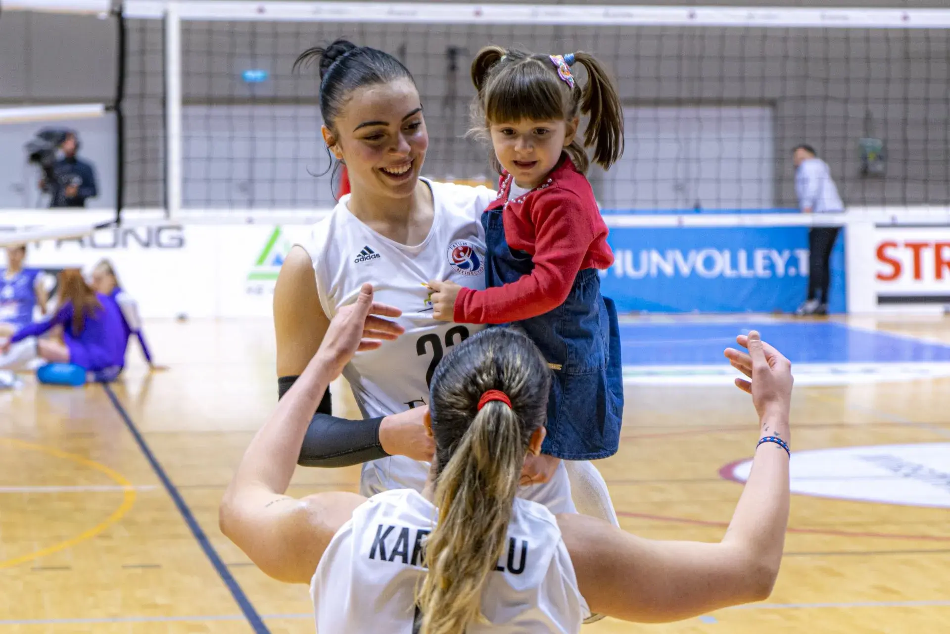 VOLT KITŐL ÖRÖKÖLNI A TEHETSÉGET